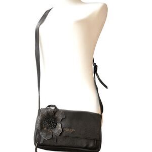 Nora Lozza Black Leather Crossbody Bag Designer Pink Lining Flower Applique